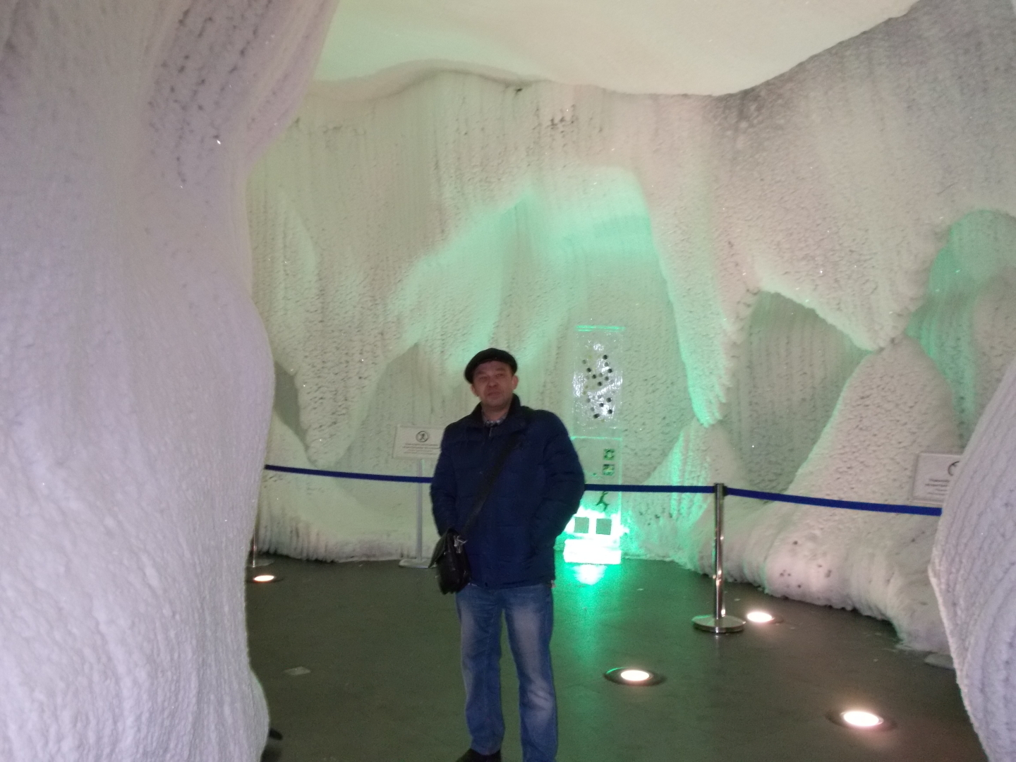 Наша прогулка по вечерней Москве. Ледяная пещера в "Зарядье"