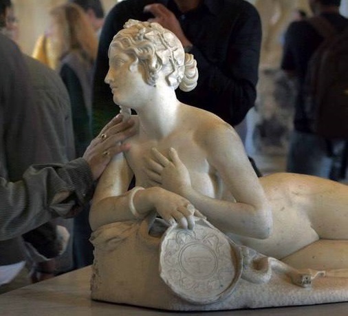 Цена выхода за границы бедности многодетных семей. Оценка РАН.