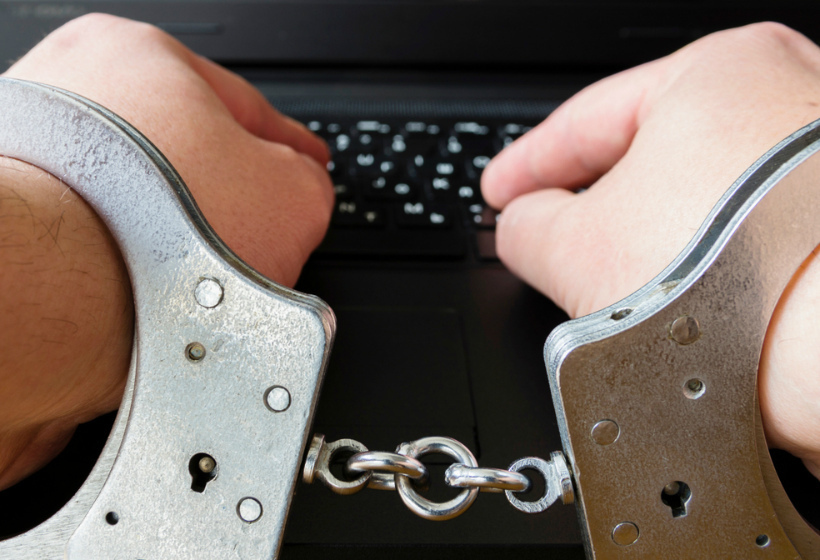 Арестован петербургский учёный, на аватаре которого заметили украинский флаг