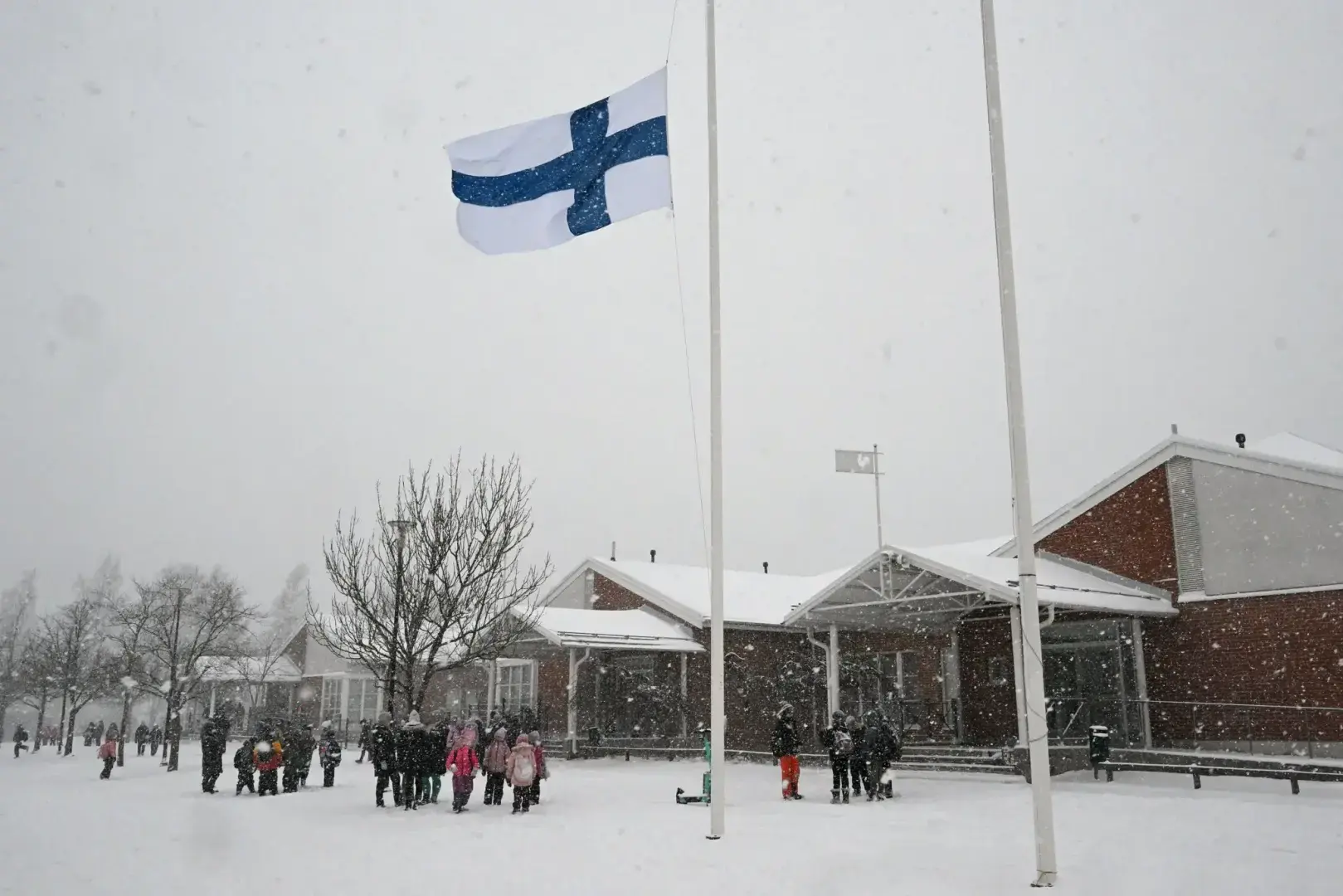 12-летний мальчик задержан после смертельной стрельбы в школе в Финляндии