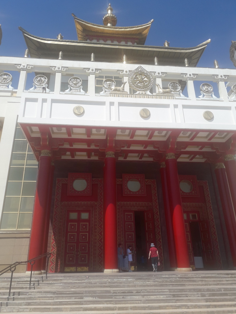 Моя удивительная поездка в храм - Золотая обитель Будды Шакьямуни (Россия, Элиста). Незабываемый буддийский храм в столице Калмыкии на юге России.