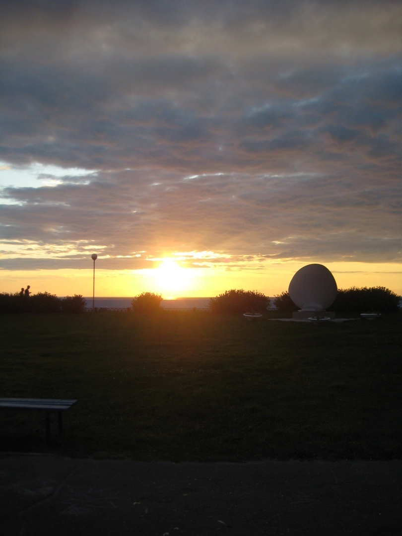 Мои прогулки по набережной имени Александра Зрячева. Прекрасные закаты, Белое море и набережная в разное время года.