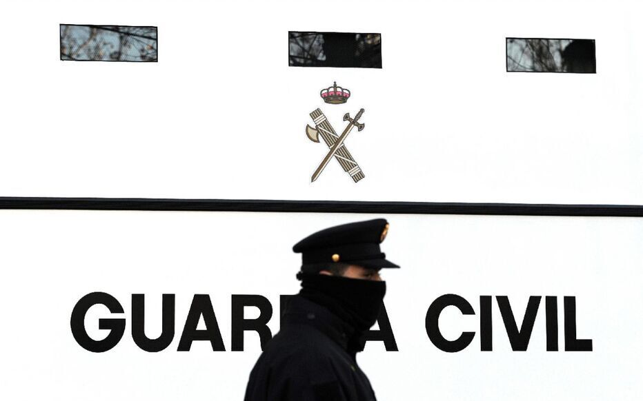 Четыре женщины найдены мертвыми на борту лодки, дрейфующей в Испании