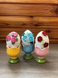 Как вам такие необычные вязаные украшения к Пасхе?