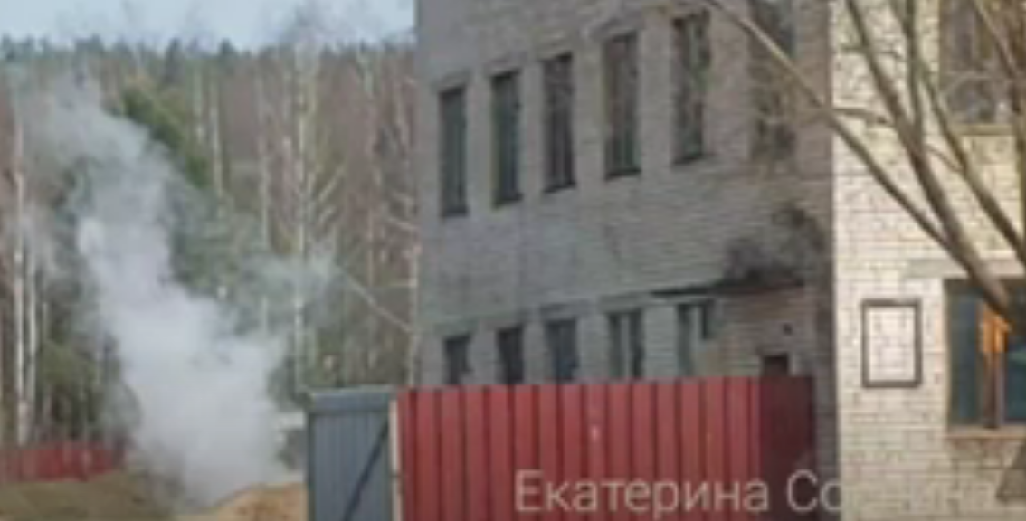 В г. Сергач открытое горение на территории организации основным видом деятельности, которой является сбор опасных отходов, несмотря на то, что близко…