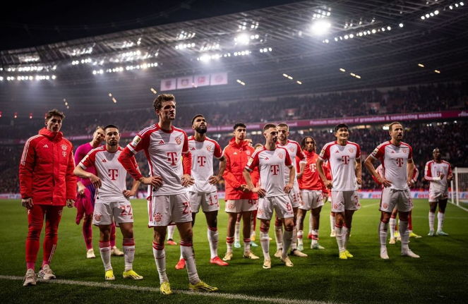 Для "Баварии" титул стал обыденностью. "Байер" просто невероятен, в то время как "Баварии" необходимо встряхнуться.