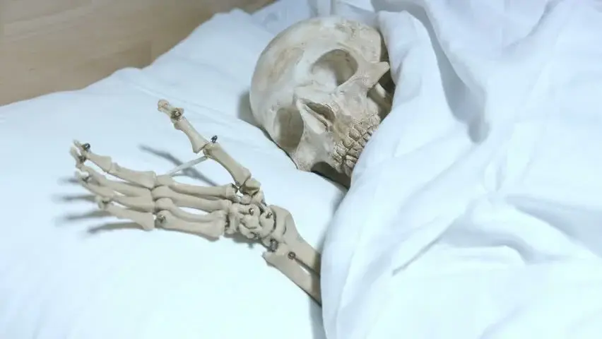 Вот тебе и самая долгоживущая нация...И тут обман!