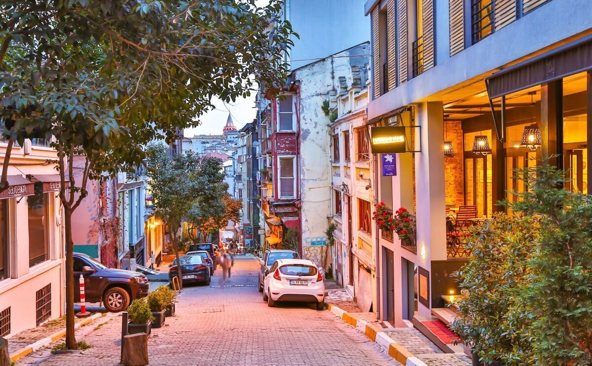 Где лучше остановиться туристу в Стамбуле: район Бейоглу