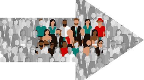 Социально-демографическая мозаика целевого рынка: Ключевые характеристики и их значение.