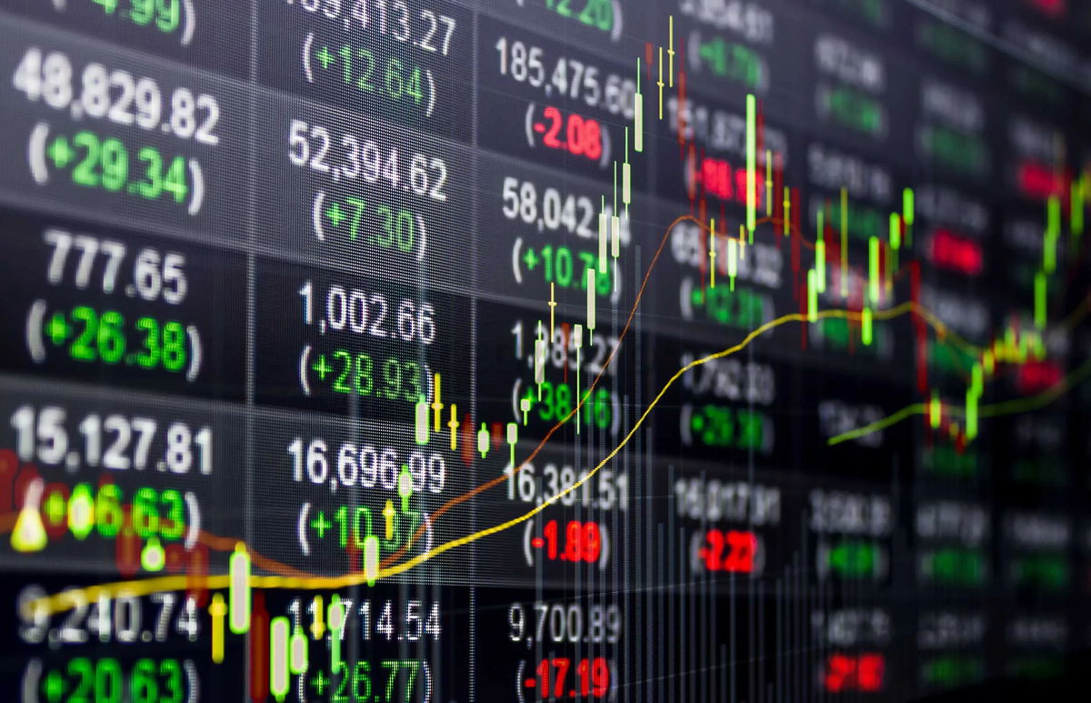 Начал с 800 долларов и заработал за две недели 350 миллионов: история путешественника во времени, который чуть не разорил Уолл-Стрит