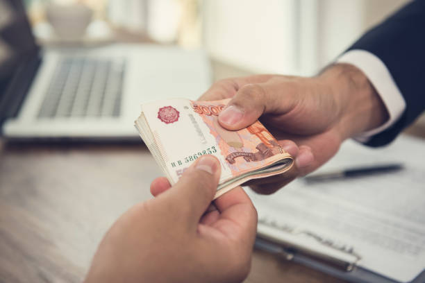 В России резко выросло число осужденных за коррупцию