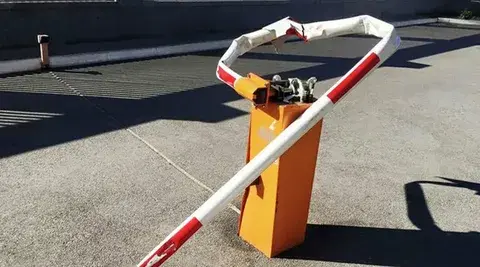 Шлагбаум как участник ДТП