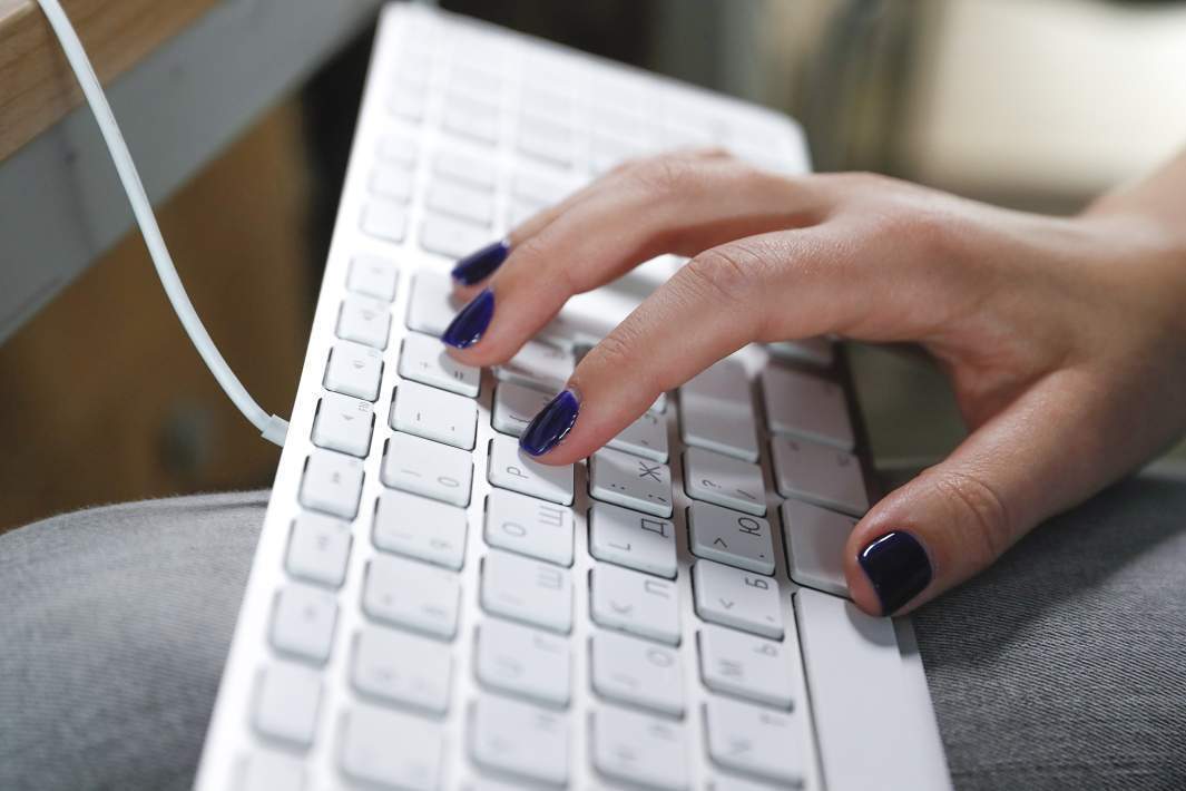 Операция ИИ: повысят ли нейросети производительность в стране