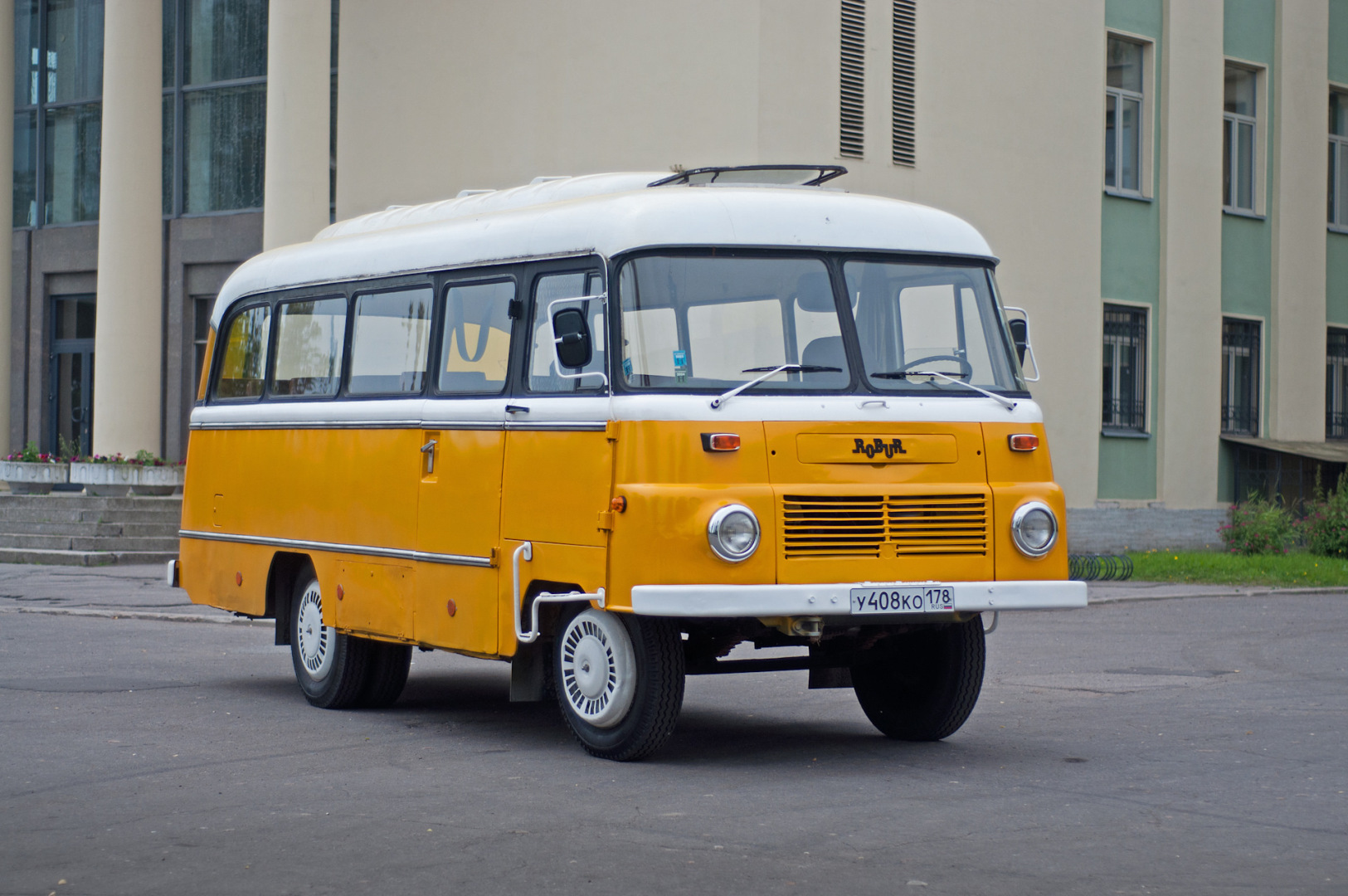 Робур: легенда автомобильной промышленности ГДР