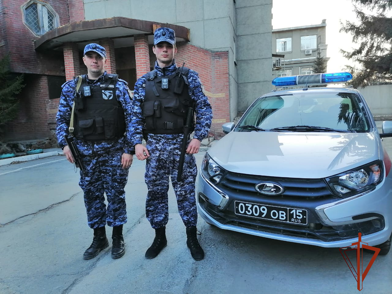 В Новосибирске патруль вневедомственной охраны Росгвардии разыскал  пропавшего ребенка » Информационное агентство МАНГАЗЕЯ