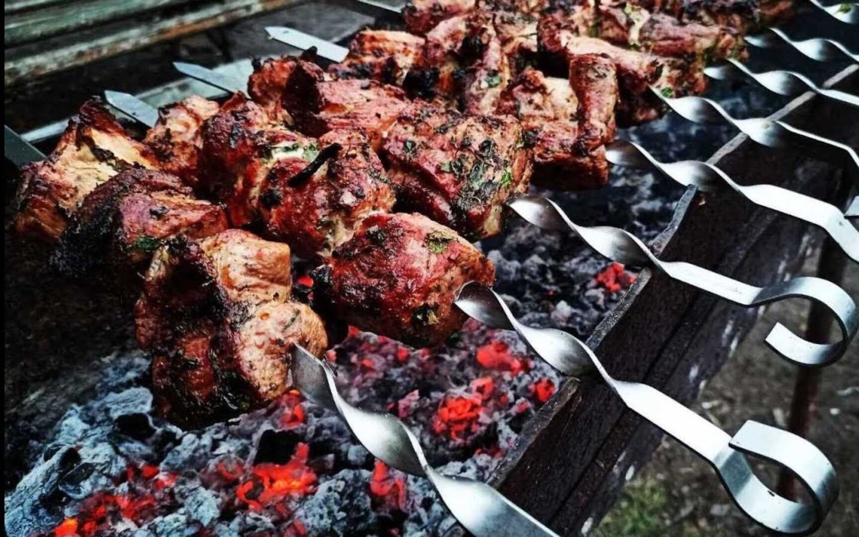 Предупреждаю - такое мясо лучше для шашлыка не покупать!