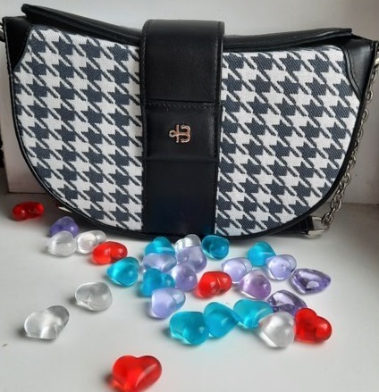 Питерский бренд кожанных изделий - Верфь. Обзор моей посылки.