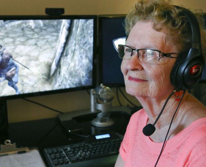 Сеть покоряют бабушки: 13 блогеров-пенсионерок, на которых подписаны тысячи человек