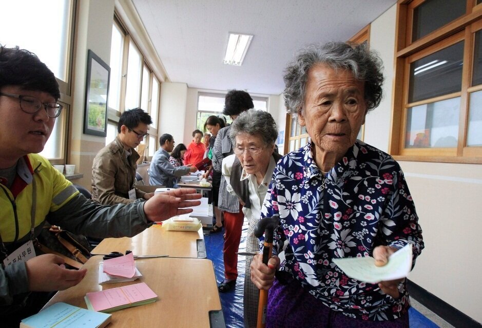 Нищая старость в роскошном Сеуле. Как живут пенсионеры в Южной Корее.
