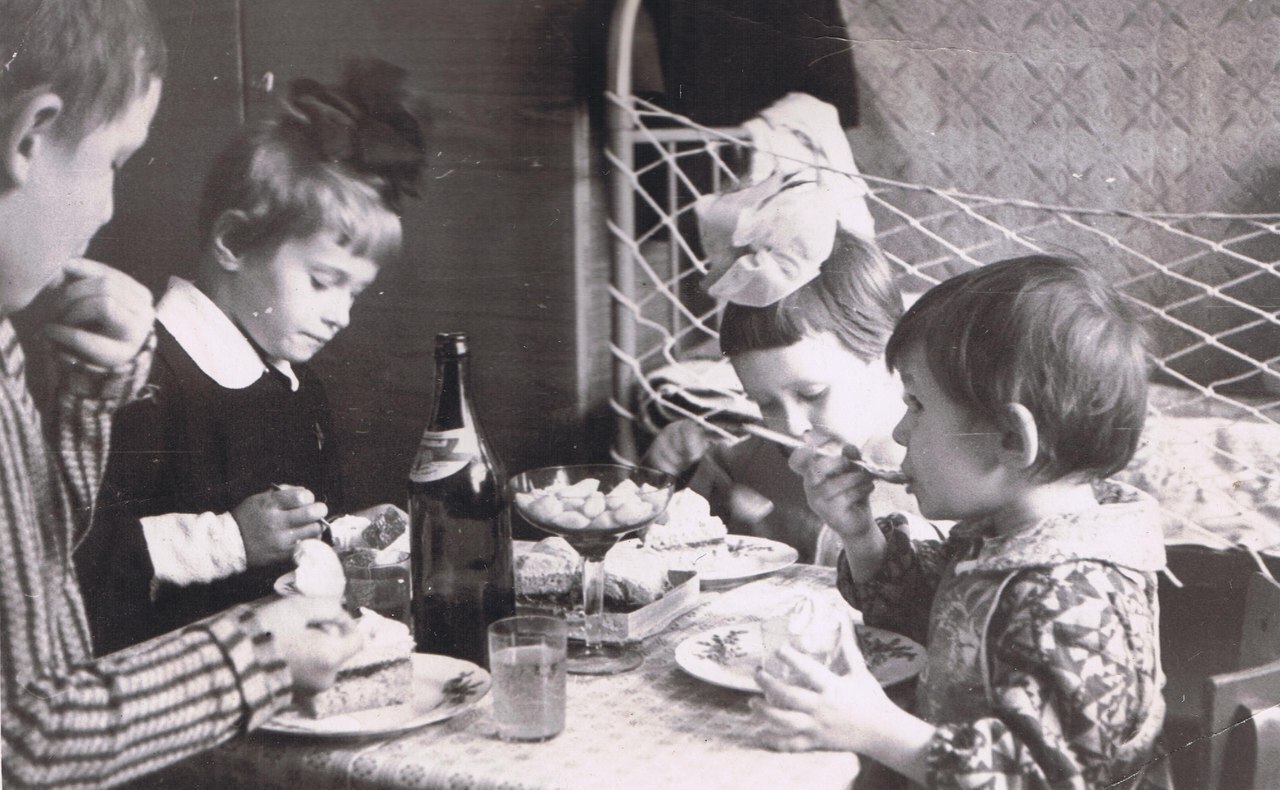 10 Самых Вкусных Советских Тортов. Назад в СССР.Какой нравился Вам ? Хочу Торт!