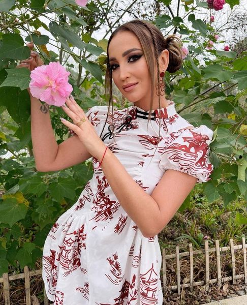 Ольга Бузова поздравила будущую свекровь с днем рождения