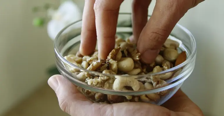 Тут очень много магния. А нам он сильно нужен!