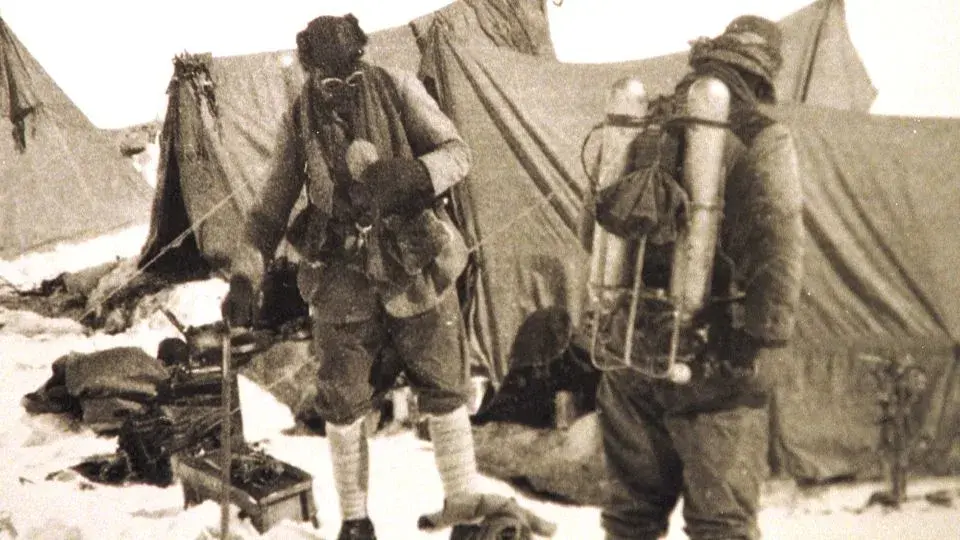 Последние письма альпиниста-первопроходца, погибшего на Эвересте, раскрывают темную сторону альпинизма.