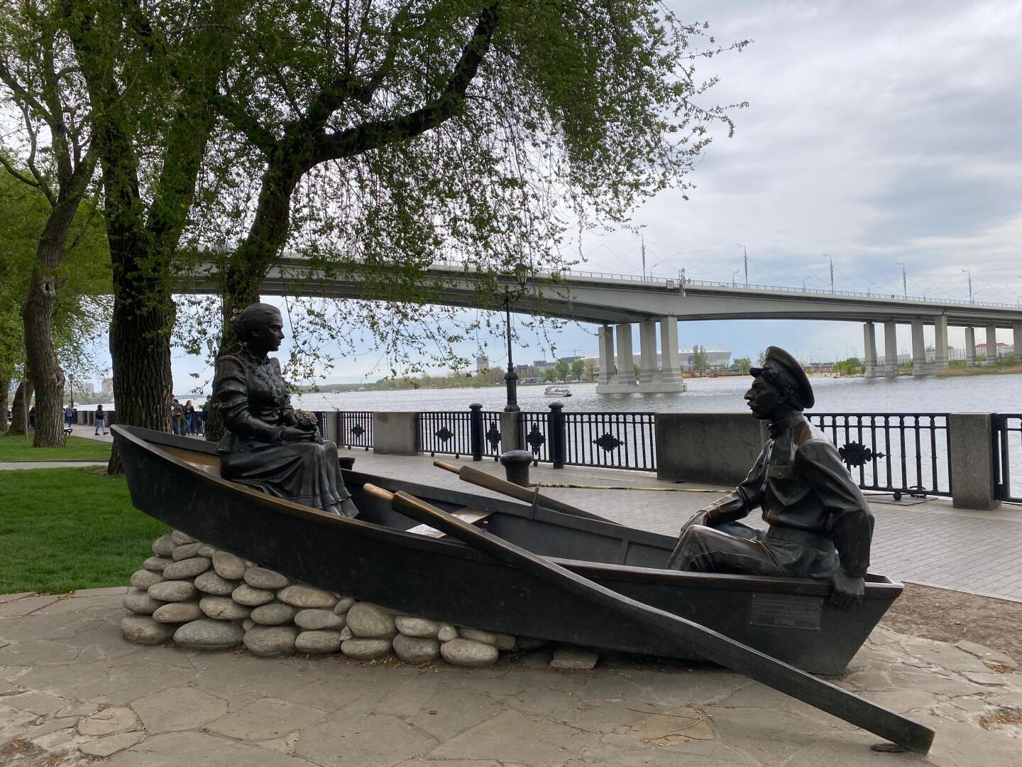 Это происходит впервые в истории. Отменилось время года