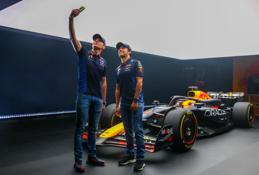 Сравнение Переса с другими 11 пилотами, выступавшими за Red Bull