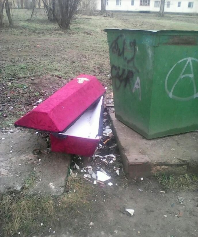 Пять очень странных предметов, которые обнаружили на помойке