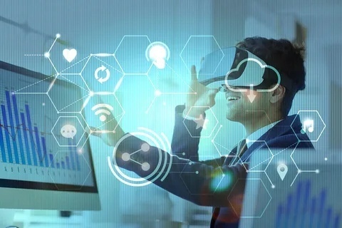 Интерактивный контент с эффектом погружения.