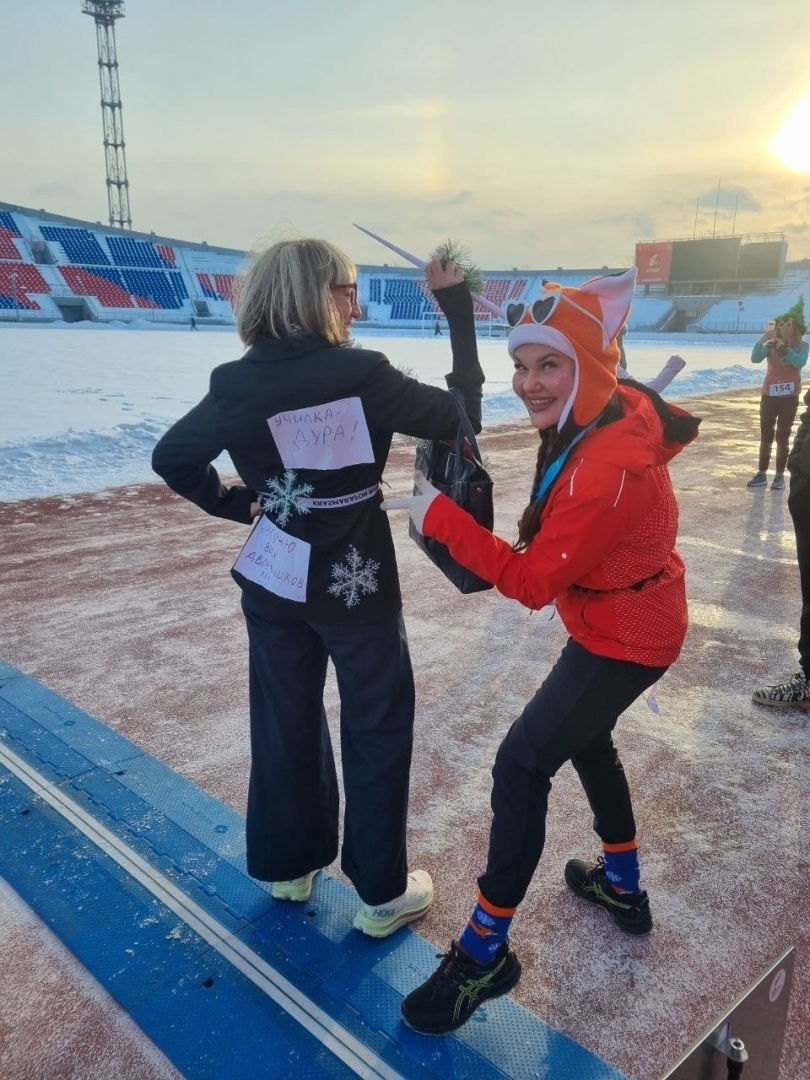 Очень нужна помощь каждого в идее костюма для бега. Будет моментами смешно, но отнеситесь серьёзно.