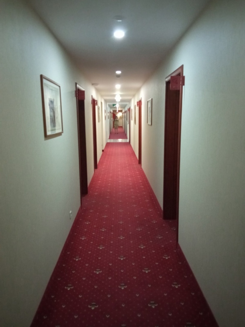 Обзор в стиле СССР. Гостинично-ресторанный комплекс Дом пионеров в Тюмени.