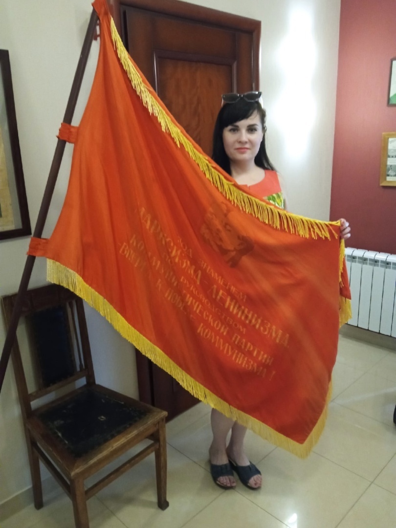 Обзор в стиле СССР. Гостинично-ресторанный комплекс Дом пионеров в Тюмени.