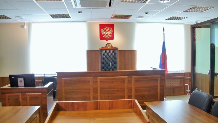 Взятки и правосудие: бывший полковник ФСБ сталкивается с 14 годами строгого режима