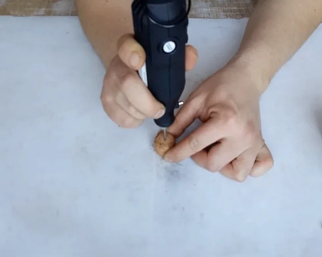 Крутая самоделка из пробки от вина.