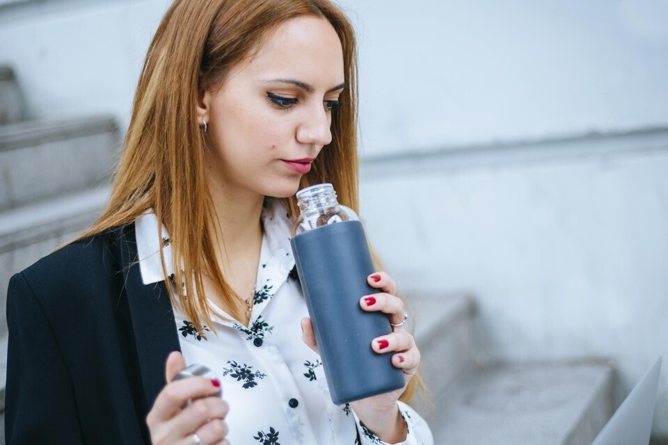 Странный запах в бутылке с водой?