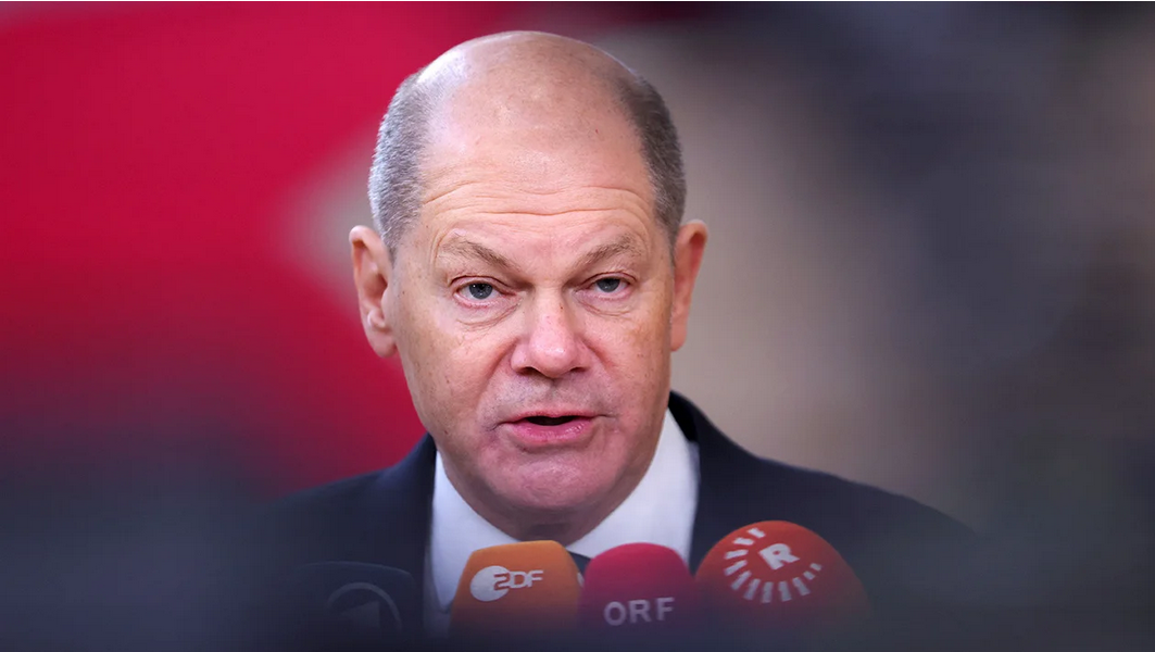 Шольц заявил о желании остаться на посту канцлера Германии