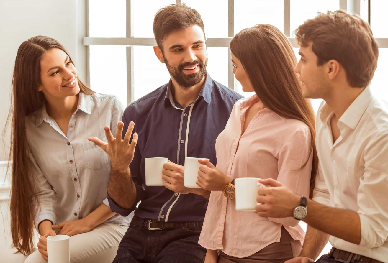 Как сделать так, чтобы человек хотел общаться только с вами: психологические приёмы.