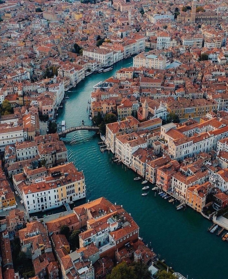 Сегодня направляемся в Венецию