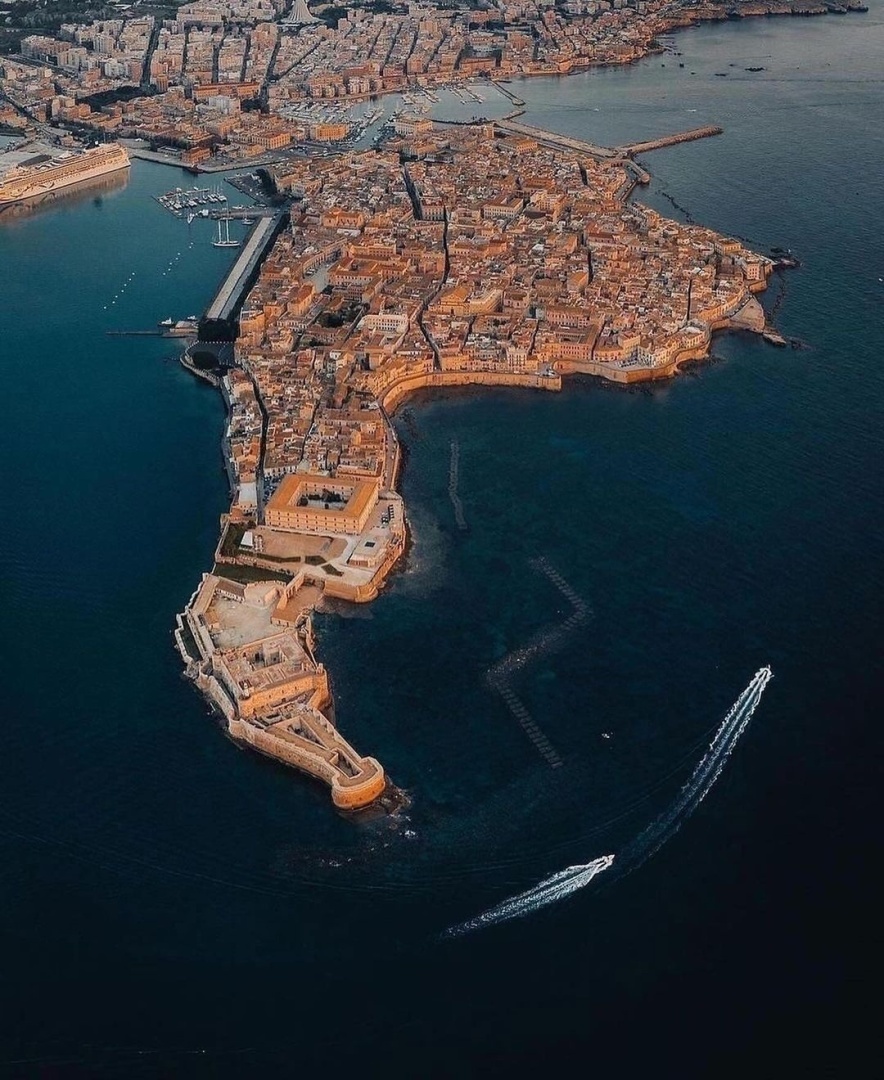 Сегодня направляемся в Венецию