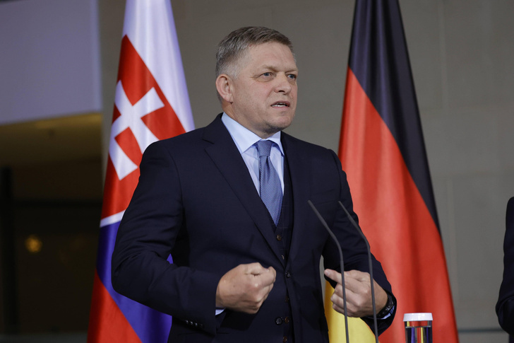 Премьер-министр Словакии расстрелян посреди дня на улице — политик серьезно ранен