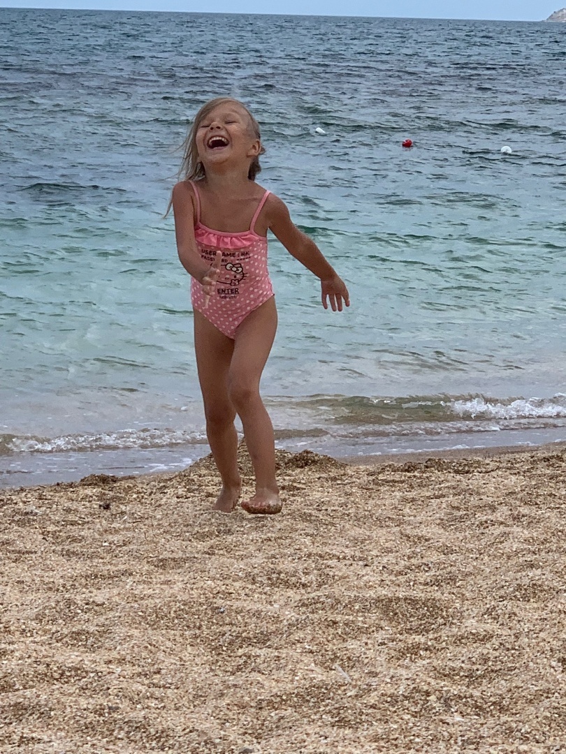 Разнообразие в жизни от подруги-нелегала