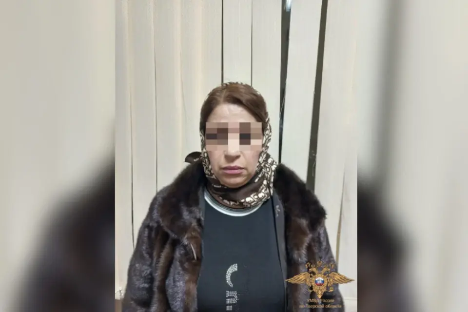 Колдунья из "Битвы экстрасенсов" оказалась цыганкой-мошенницей: пенсионер лишился 700 000 рублей!