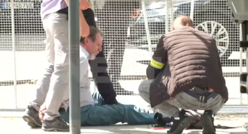 Стрелявший в Фицо получил известность