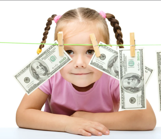 Сколько стоят дети в месяц: по самым скромным подсчётам получается почти 70 000 в месяц