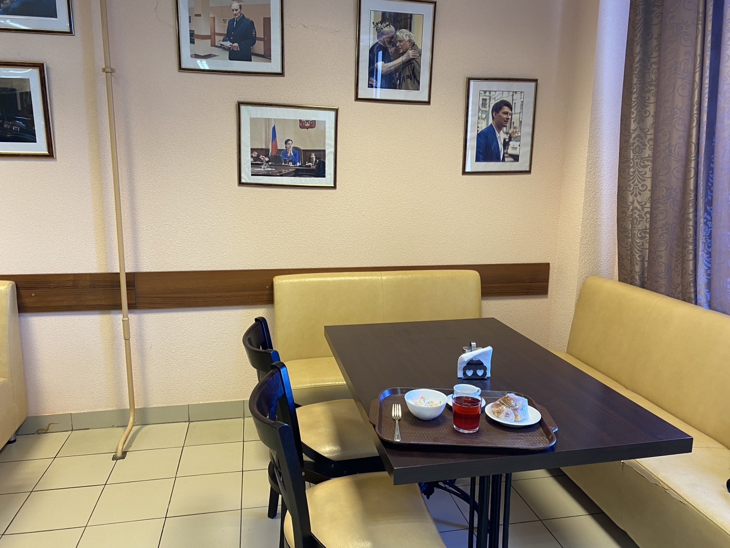 Зачем нужно требовать у секретаря повестку по гражданскому делу? История посещения Выборгского районного суда Санкт-Петербурга