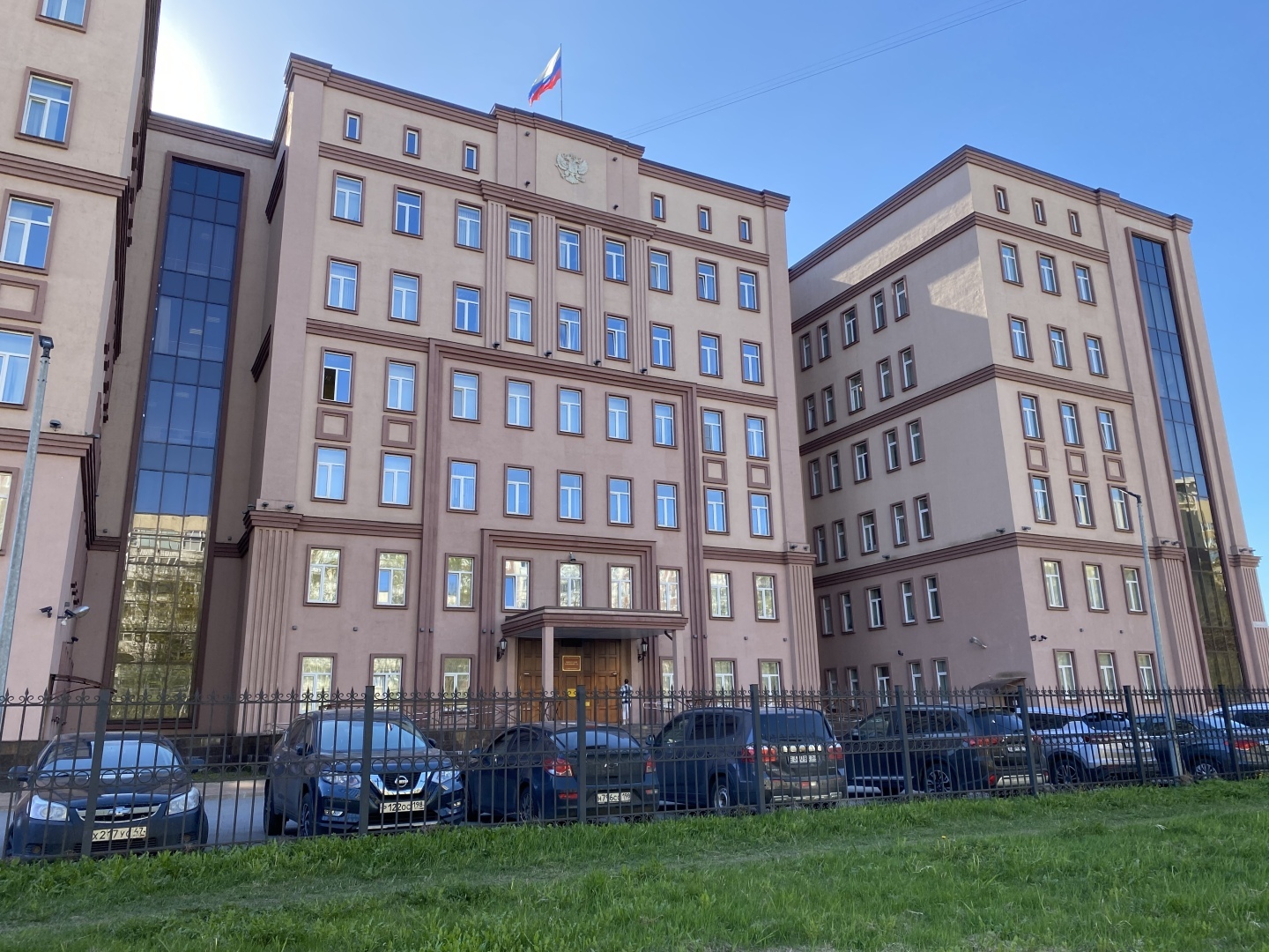 Зачем нужно требовать у секретаря повестку по гражданскому делу? История посещения Выборгского районного суда Санкт-Петербурга