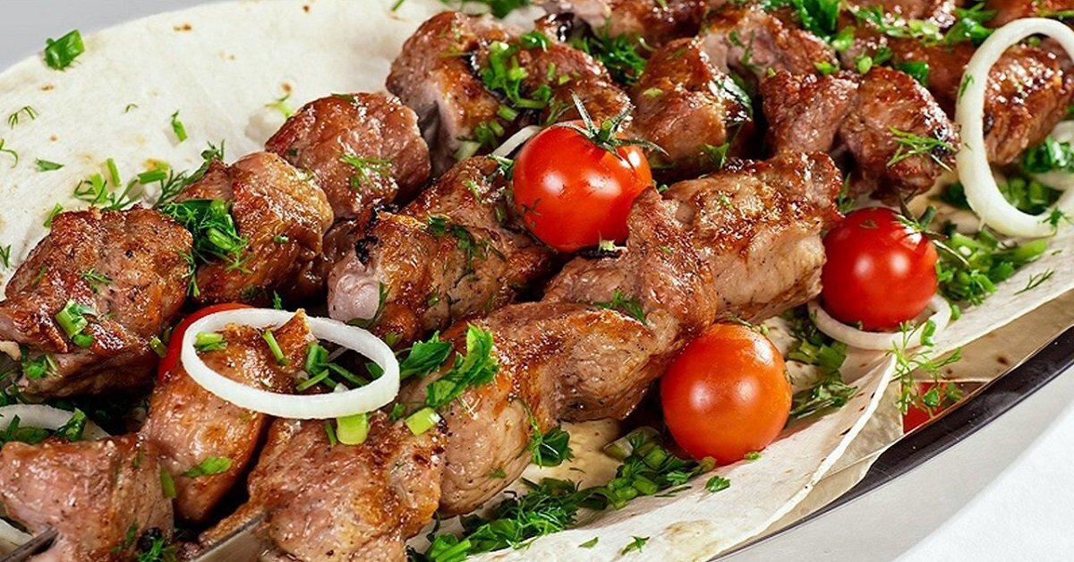 Шашлык и пиво) А давайте приготовим шашлык на пиве))И поверьте это очень вкусно)