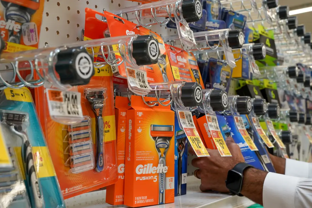 Почему вам следует переосмыслить то, как вы бреетесь